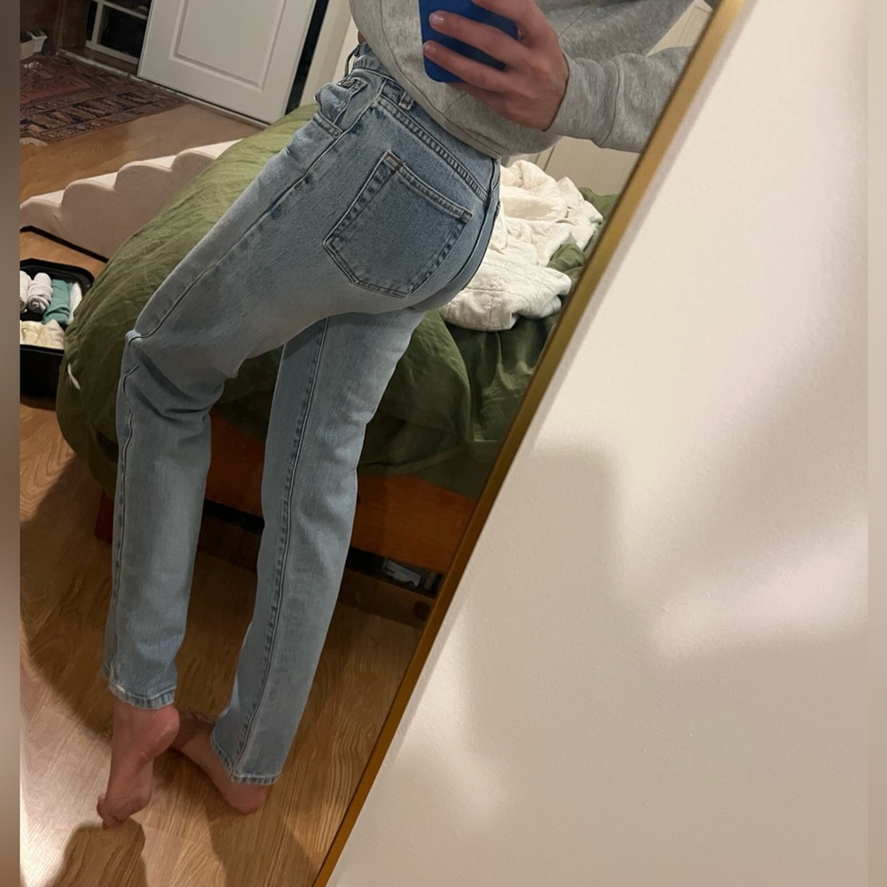 Vintage 90’s Calvin Klein Light Blue Jeans, size 24